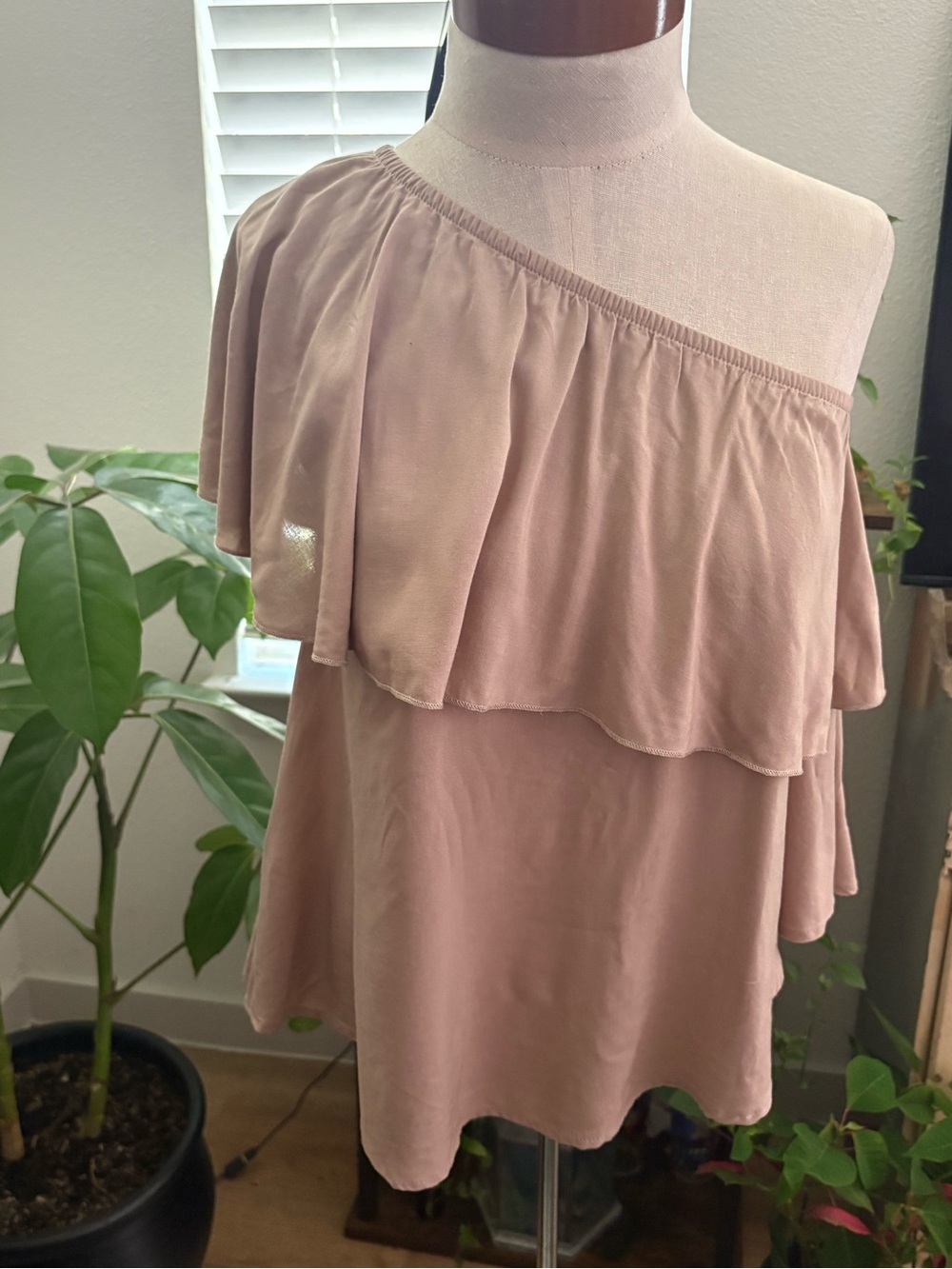 Asymmetric Ruffle One-Shoulder Blouse in Dusty Mauve